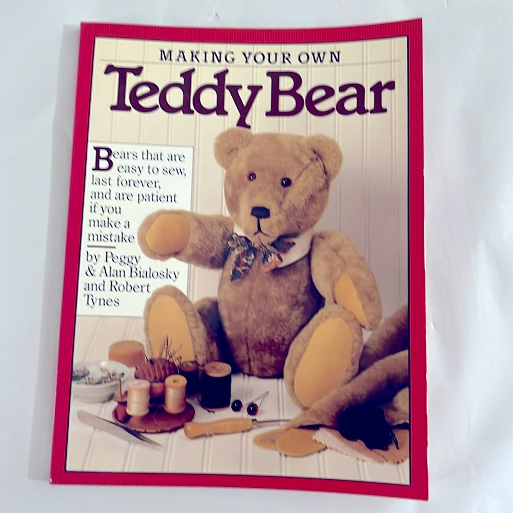 NWT Making Your Own Teddy Bear BOOK 1982 Bialosky Tynes Vintage Patterns Clothes